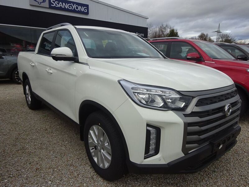 Gebraucht Ssangyong (KGM) Musso Sapphire 203 PS (149 kW) 2024 Weiß SUV