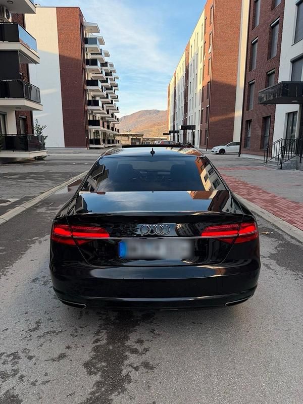 Gebraucht Audi A8L Comfort 262 PS (192 kW) 2016 Schwarz Limousine