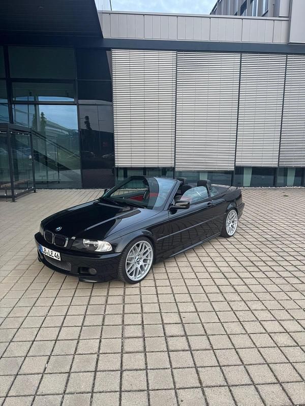 Schwarz Gebraucht 2001 BMW 330 Cabriolet Cabrio | 11.990 € (Etwas zu teuer) - Bild 1/4