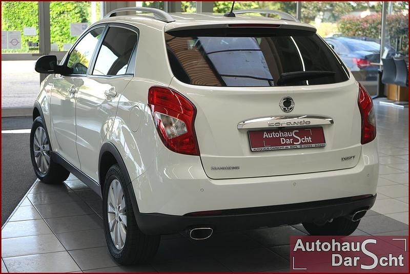 Gebraucht Ssangyong (KGM) Korando Quartz 178 PS (130 kW) 2016 Weiß SUV