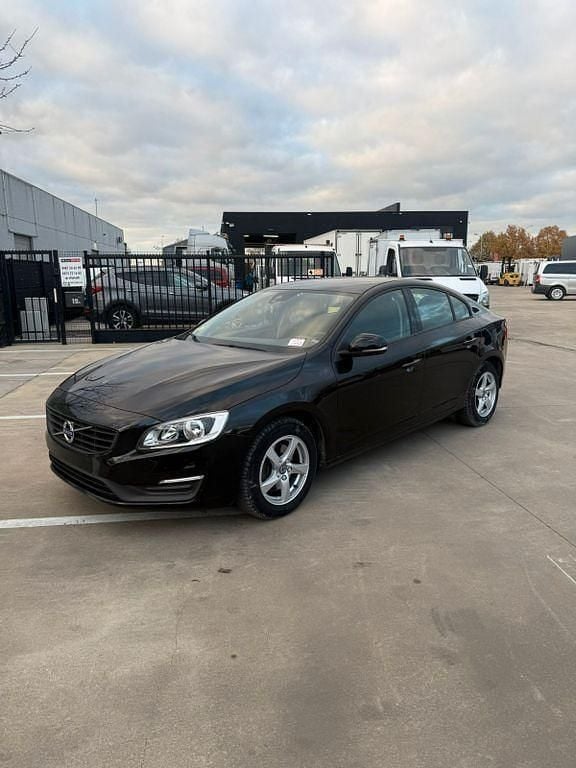 Schwarz Gebraucht 2018 Volvo S60 Limousine | 10.500 € (Fairer Preis) - Bild 1/4