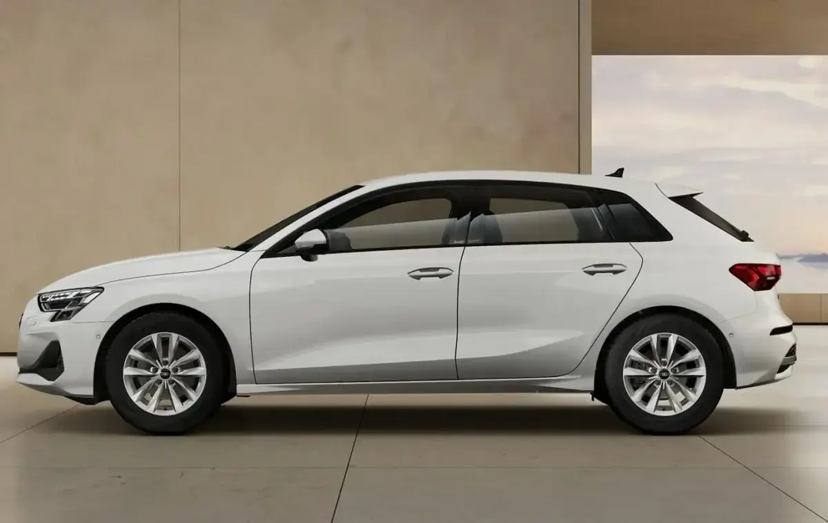 Neu Audi A3 Ambiente 116 PS (85 kW) 2026 Arkonaweiß Limousine