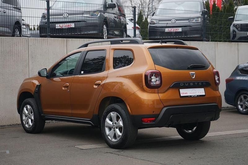 Gebraucht Dacia Duster 101 PS (74 kW) 2020 Orange SUV