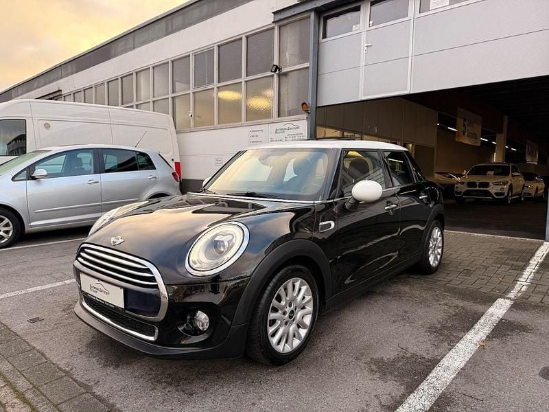 Gebraucht Mini Cooper D 116 PS (85 kW) 2015 Schwarz Kleinwagen