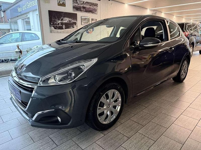 Gebraucht Peugeot 208 Active 82 PS (60 kW) 2017 Shark  grau Kleinwagen
