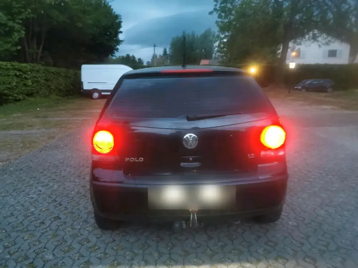 Gebraucht VW Polo 63 PS (46 kW) 2007 Schwarz Kleinwagen