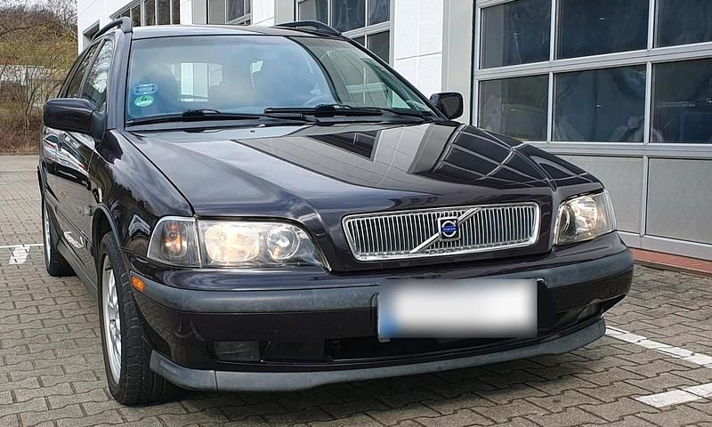 Gebraucht Volvo V40 160 PS (117 kW) 2000 Andere farben Kombi