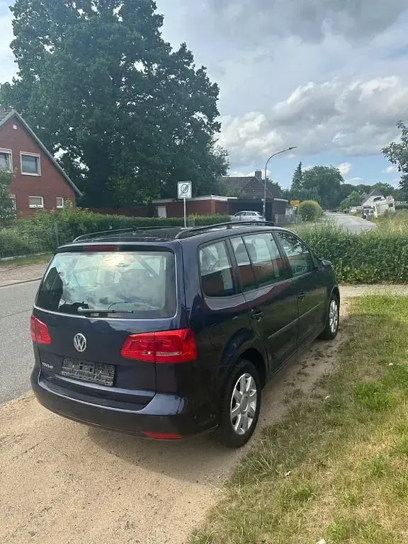 Gebraucht VW Touran Match 105 PS (77 kW) 2012 Blau Van / Kleinbus