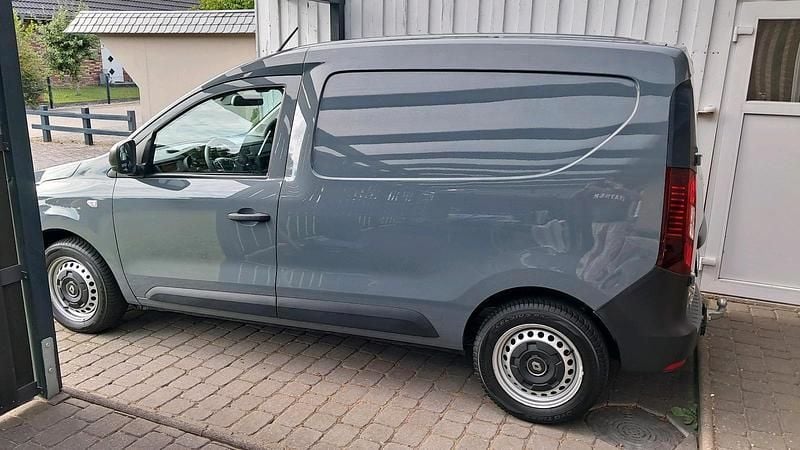 Gebraucht Renault Express 86 PS (63 kW) 2023 Grau Van / Kleinbus