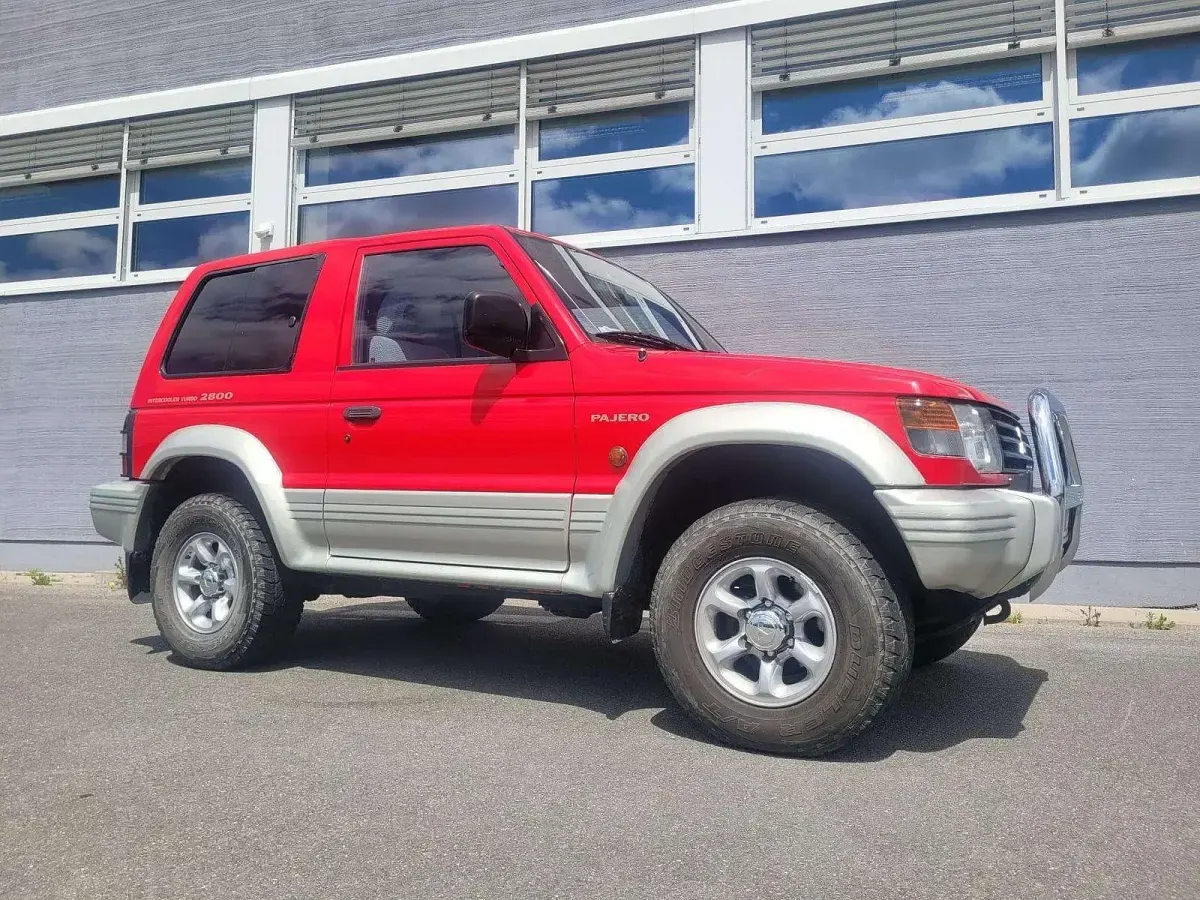 Gebraucht Mitsubishi Pajero 125 PS (91 kW) 1995 Rot SUV