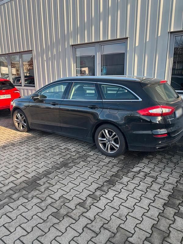 Gebraucht Ford Mondeo 179 PS (131 kW) 2017 Schwarz Kombi
