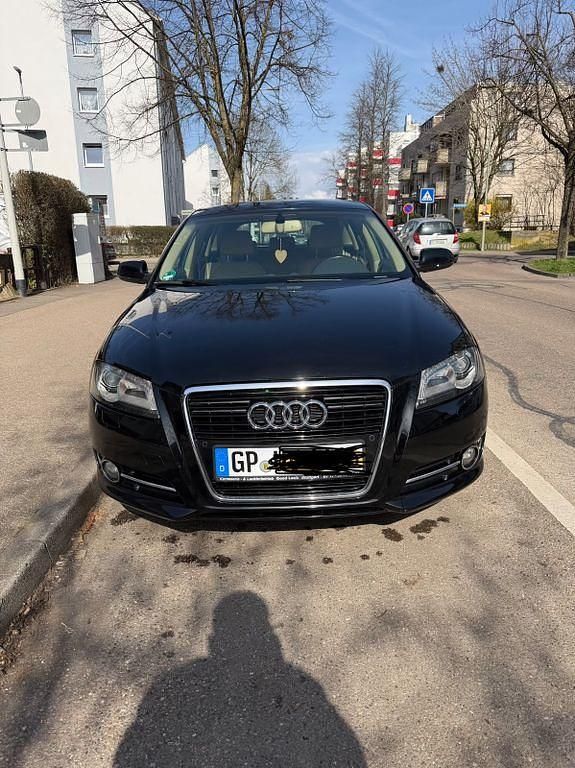 Gebraucht Audi A3 Attraction 125 PS (91 kW) 2010 Schwarz Kleinwagen