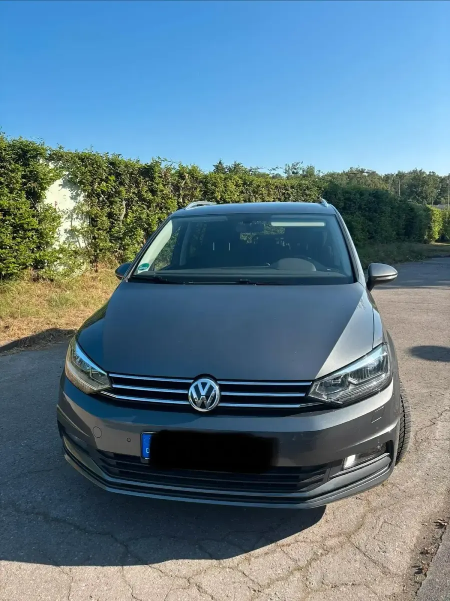 Gebraucht VW Touran 116 PS (85 kW) 2016 Grau Van / Kleinbus