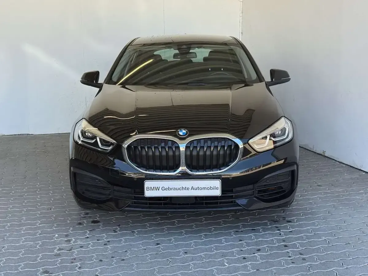 Gebraucht BMW 116 Advantage 109 PS (80 kW) 2023 Schwarz Kleinwagen