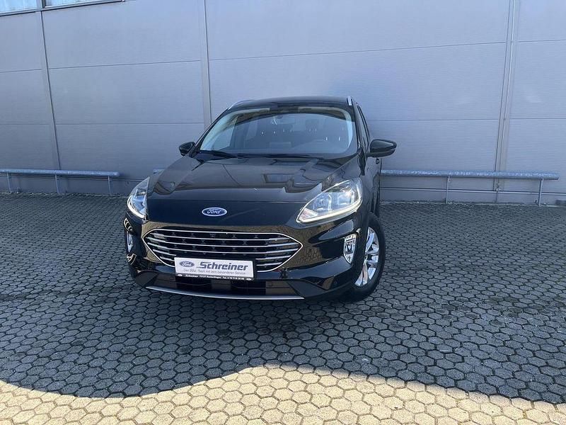 Gebraucht Ford Kuga Titanium 224 PS (164 kW) 2022 Schwarz SUV