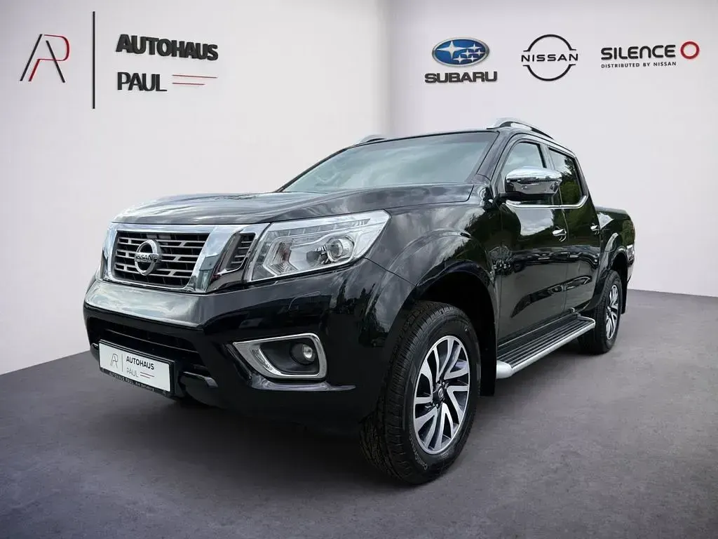 Gebraucht Nissan Navara 360º 190 PS (139 kW) 2017 Schwarz Pickup