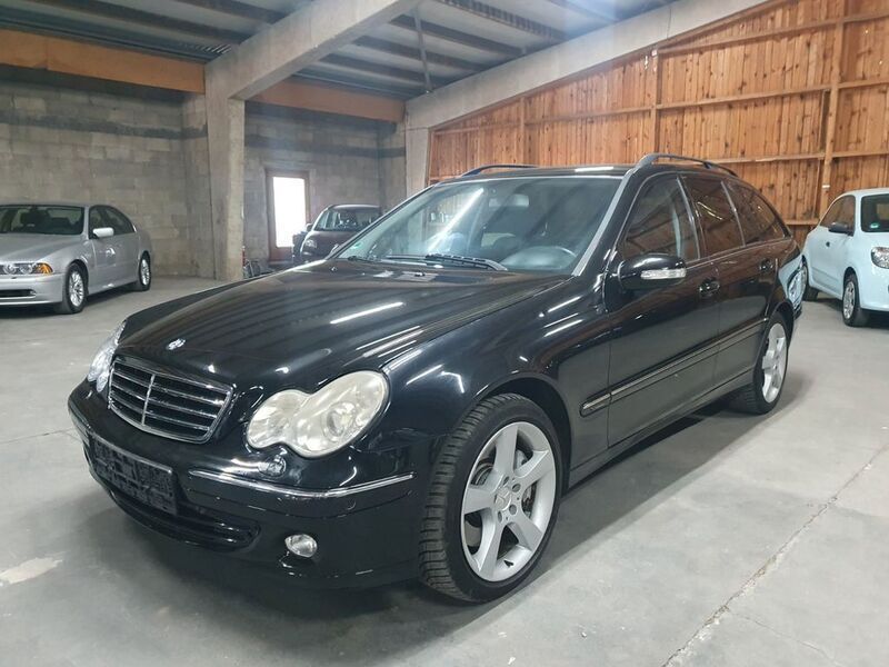 Schwarz Gebraucht 2007 Mercedes C350 Kombi | 3.990 € (Superpreis) - Bild 1/4