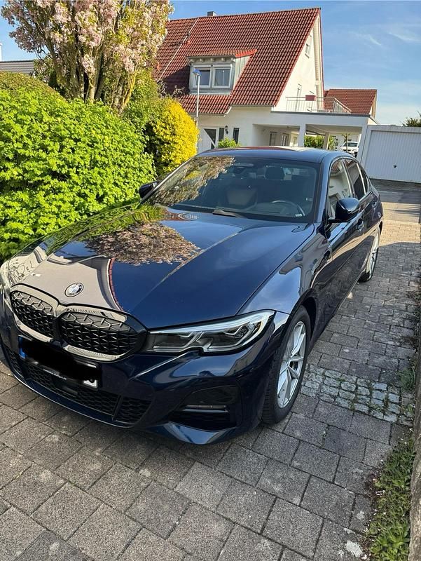 Gebraucht BMW 320 M Sport 190 PS (139 kW) 2020 Blau Limousine
