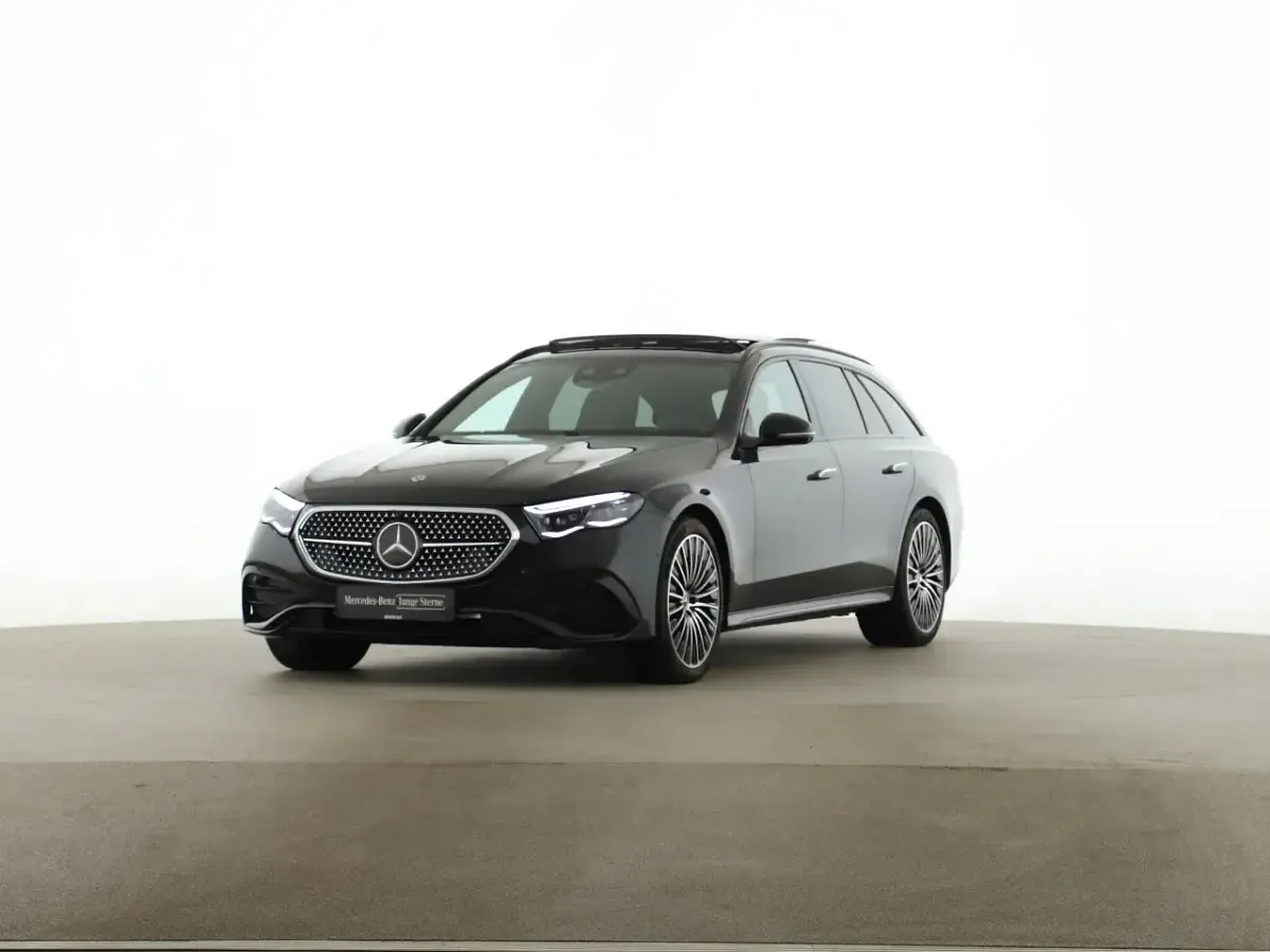 Gebraucht Mercedes E450 AMG line 367 PS (269 kW) 2026 Schwarz Limousine