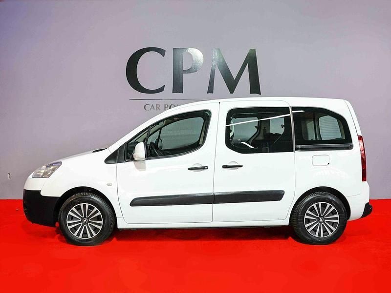 Gebraucht Peugeot Partner Tepee Active 98 PS (72 kW) 2013 Weiß Van / Kleinbus