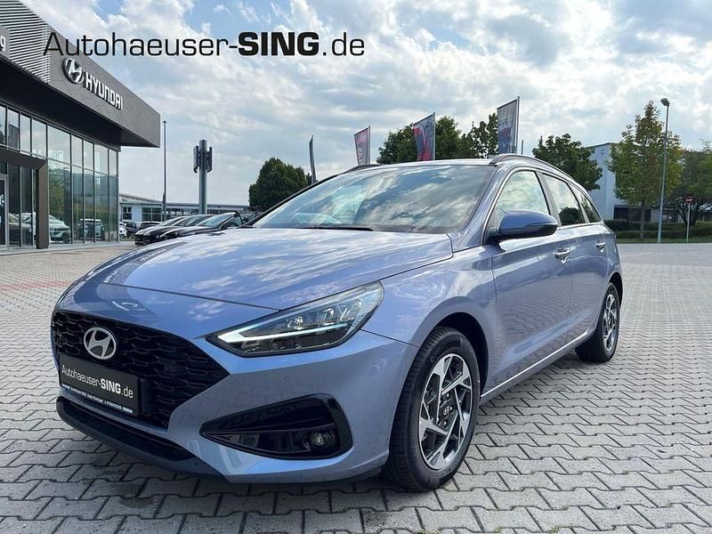 Blau Neu 2025 Hyundai i30 Kombi | 24.930 € (Guter Preis) - Bild 1/4