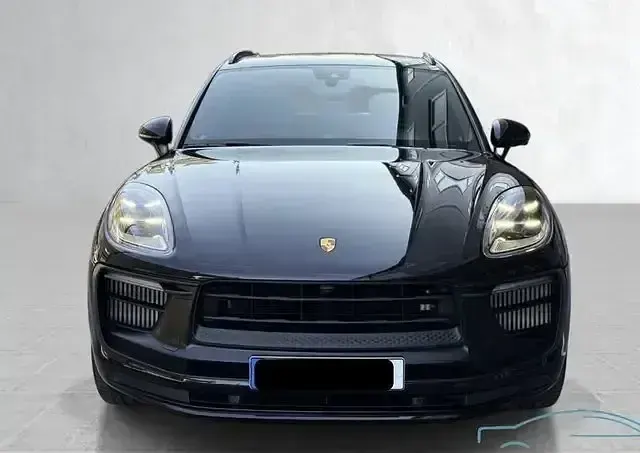 Gebraucht Porsche Macan GTS 441 PS (324 kW) 2022 Tiefschwarz SUV