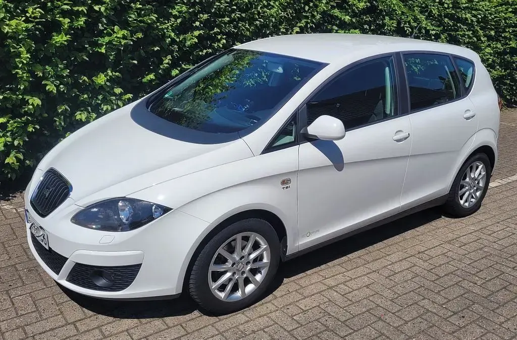 Gebraucht Seat Altea Copa 105 PS (77 kW) 2013 Weiß Van / Kleinbus