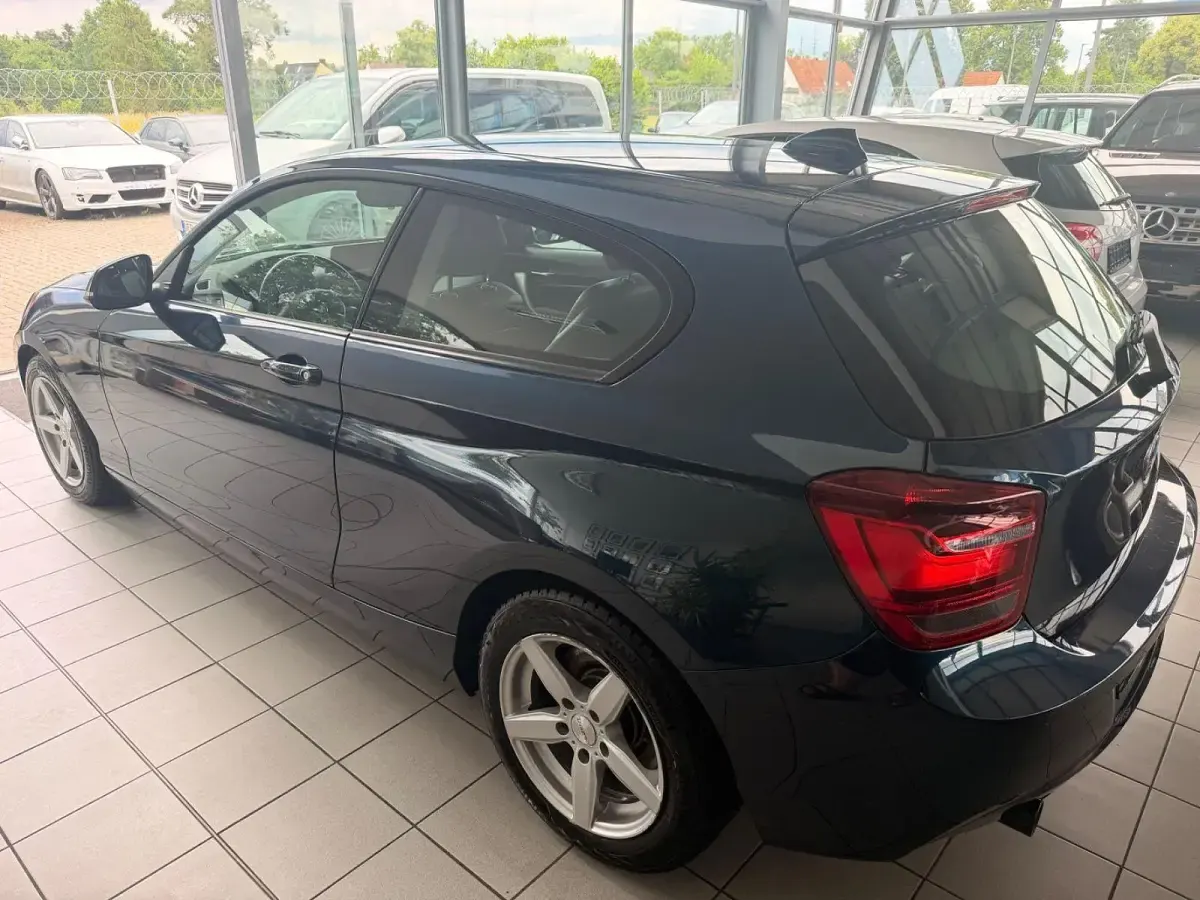 Gebraucht BMW 120 Sport Line 184 PS (135 kW) 2013 Blau Kleinwagen