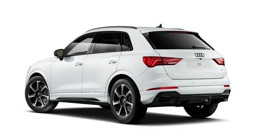 Gebraucht Audi Q3 Ambiente 245 PS (180 kW) 2025 Gletscherweiß metallic SUV