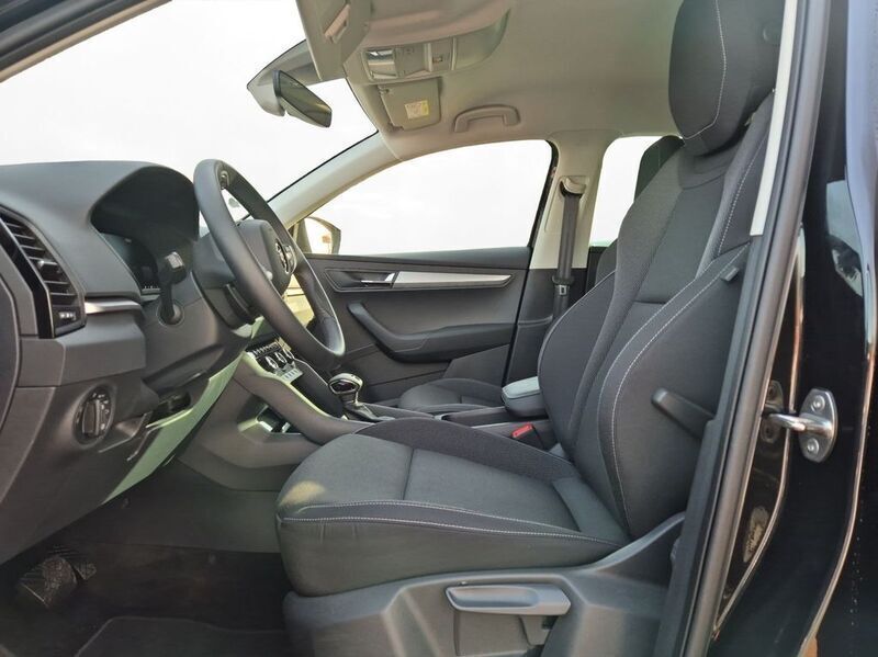Gebraucht Skoda Karoq Elegance 150 PS (110 kW) 2024 Schwarz SUV