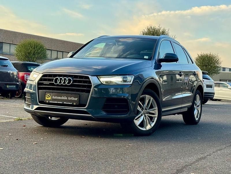 Blau Gebraucht 2015 Audi Q3 Design SUV | 17.990 € (Fairer Preis) - Bild 1/4