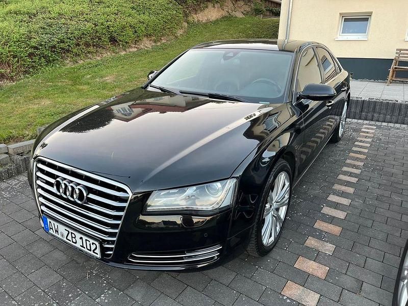 Gebraucht Audi A8 Ambiente 250 PS (183 kW) 2010 Schwarz Limousine