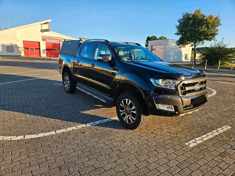 Schwarz Gebraucht 2017 Ford Ranger Wildtrack Abholung | 19.500 € - Bild 1/4