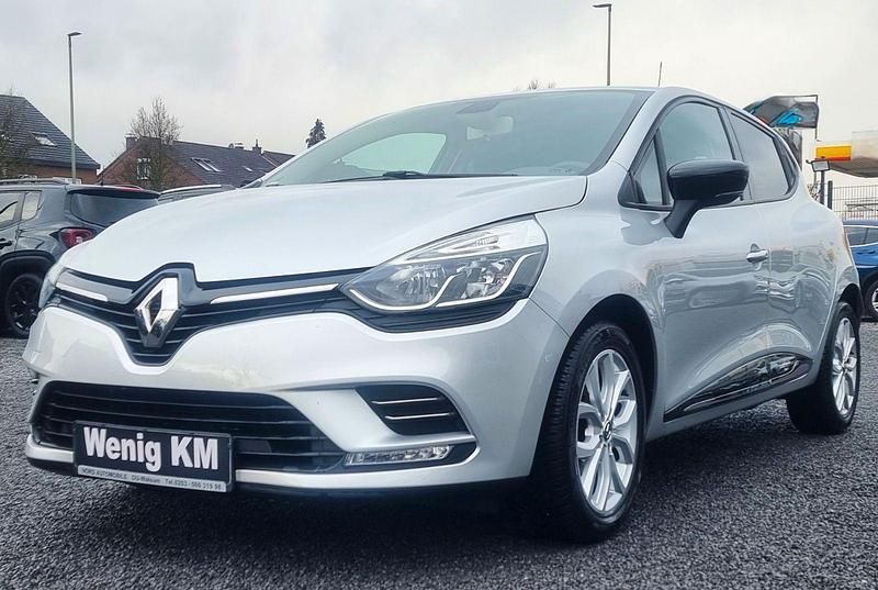 Gebraucht Renault Clio IV Expression 90 PS (66 kW) 2019 Silber Kleinwagen