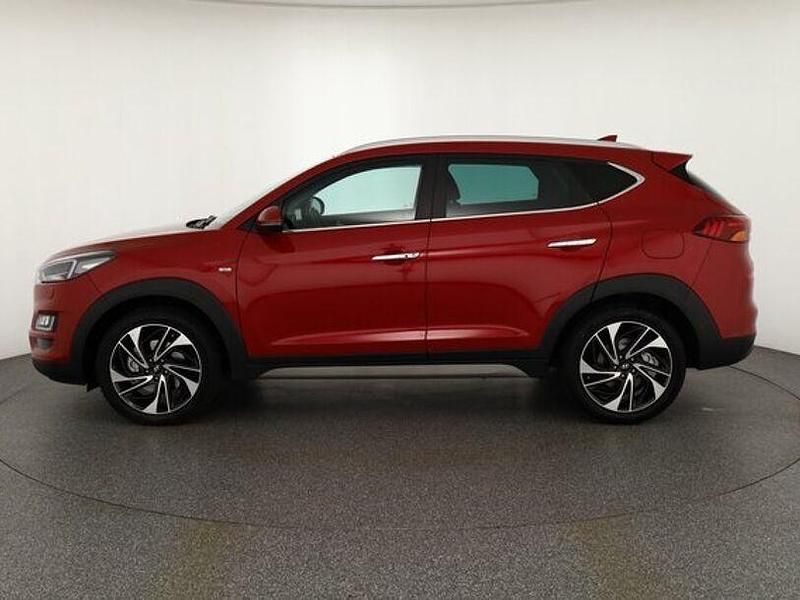 Gebraucht Hyundai Tucson Premium 136 PS (100 kW) 2019 Rot SUV