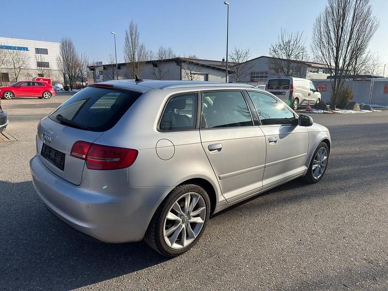 Gebraucht Audi A3 S-Line 140 PS (102 kW) 2013 Silber Limousine