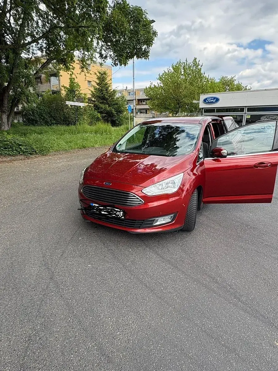 Gebraucht Ford Grand C-Max 150 PS (110 kW) 2015 Rot Van / Kleinbus