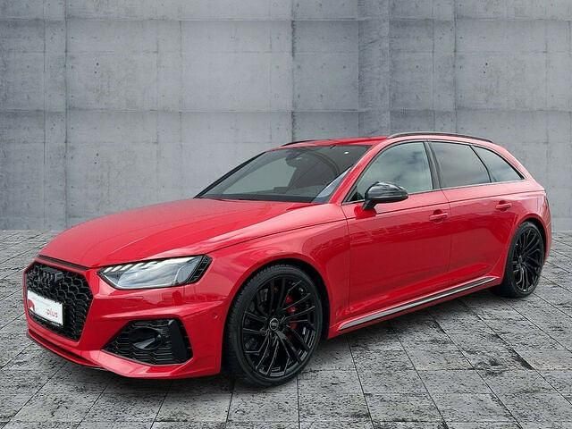 Gebraucht Audi RS4 Ambiente 450 PS (330 kW) 2024 Progressivrot metallic Kombi