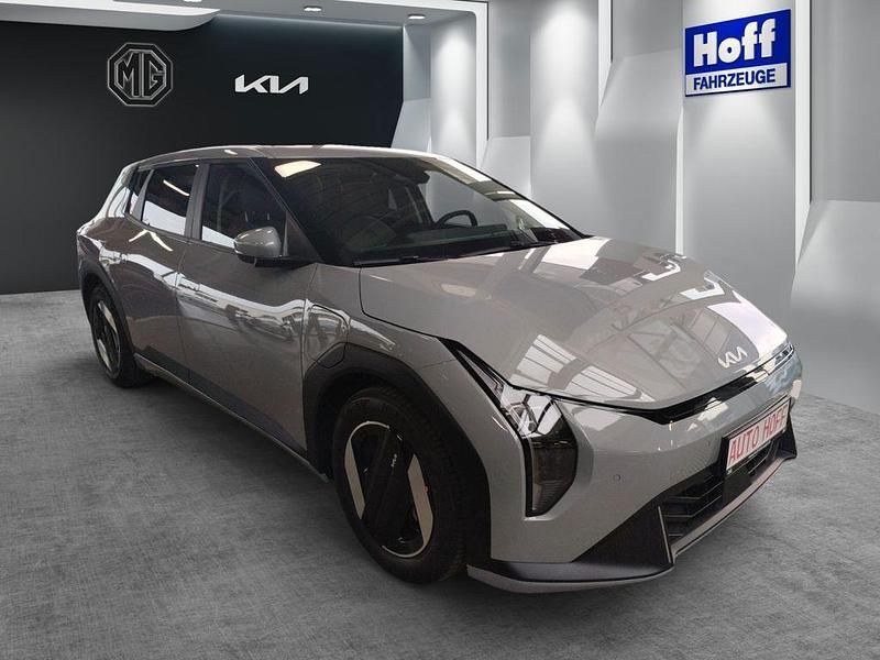 Neu Kia EV4 Earth 150 kW (204 PS) 2026 Grau Limousine