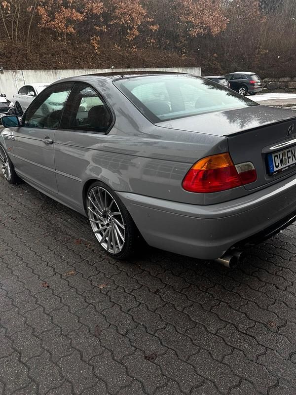 Gebraucht BMW 318 120 PS (88 kW) 2001 Grau Coupé