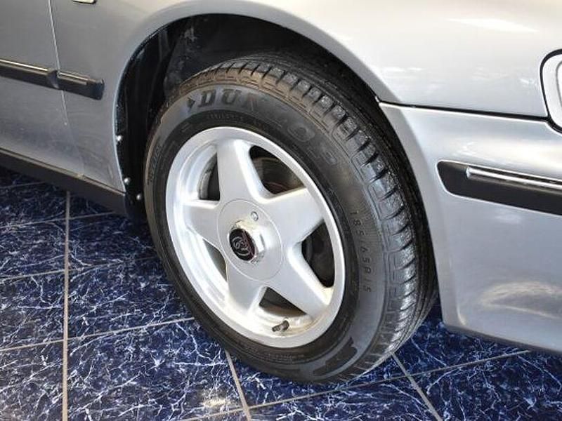 Gebraucht Honda Accord 131 PS (96 kW) 1996 Silber Limousine