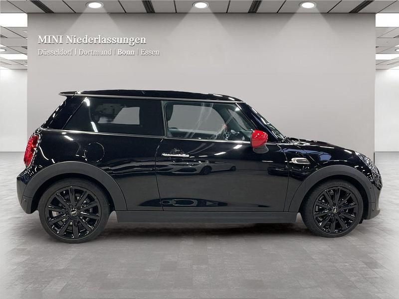 Gebraucht Mini Cooper 136 PS (100 kW) 2020 Schwarz Kleinwagen