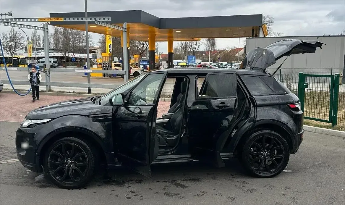 Używany Land Rover Range Rover evoque 150 KM (110 kW) 2014 Czarny SUV