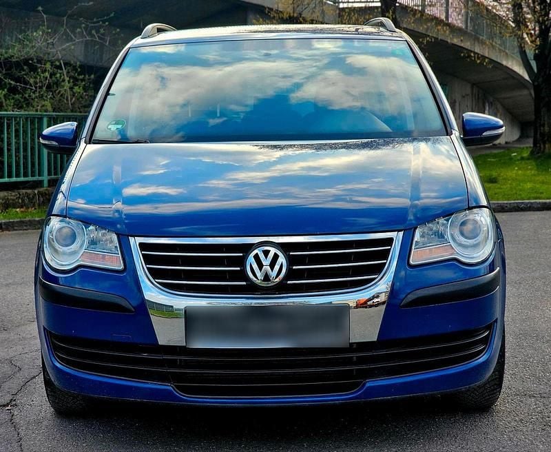 Gebraucht VW Touran 102 PS (75 kW) 2009 Blau Van / Kleinbus