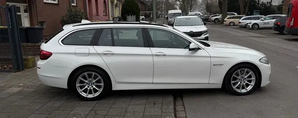 Usata BMW 525 218 CV (160 kW) 2013 Bianco Station wagon