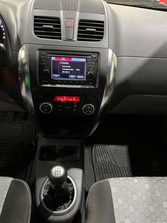 Gebraucht Suzuki SX4 Style 120 PS (88 kW) 2013 Orange Limousine