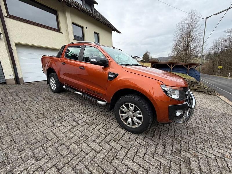 Gebraucht Ford Ranger Wildtrack 200 PS (147 kW) 2015 Orange Pickup