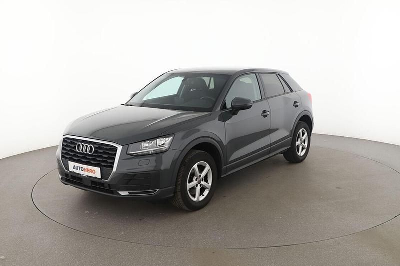 Grau Gebraucht 2017 Audi Q2 SUV | 14.430 € (Fairer Preis) - Bild 1/3
