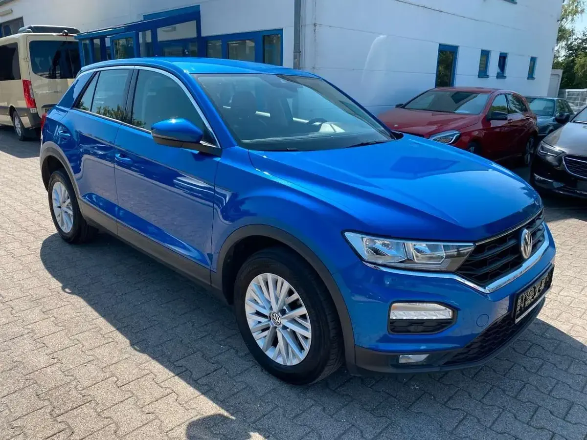 Używany VW T-Roc Basis 116 KM (85 kW) 2018 Niebieski SUV