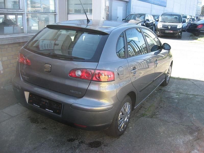 Gebraucht Seat Ibiza 75 PS (55 kW) 2003 Grau Kleinwagen